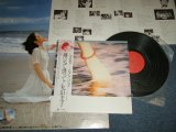 画像: 丸山圭子 KEIKO MARUYAMA - 裸足で誘って : with POSTER (MINT-/Ex+++)  / 1978 JAPAN ORIGINAL  Used LP with OBI オビ付