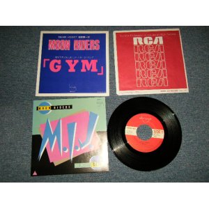 画像: ムーンライダース MOONRIDERS - A)M.I.J.  B)GYM  (MINT-/MINT-) / 1984 JAPAN ORIGINAL "With PROMO SLEEVE" Used 7" 45 Single 